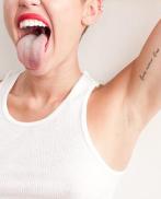 Je paye jf ou femme qui me cracheau visage